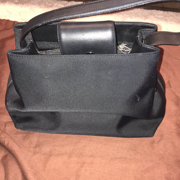 Classic Coach Bag - Picture 5 of 5